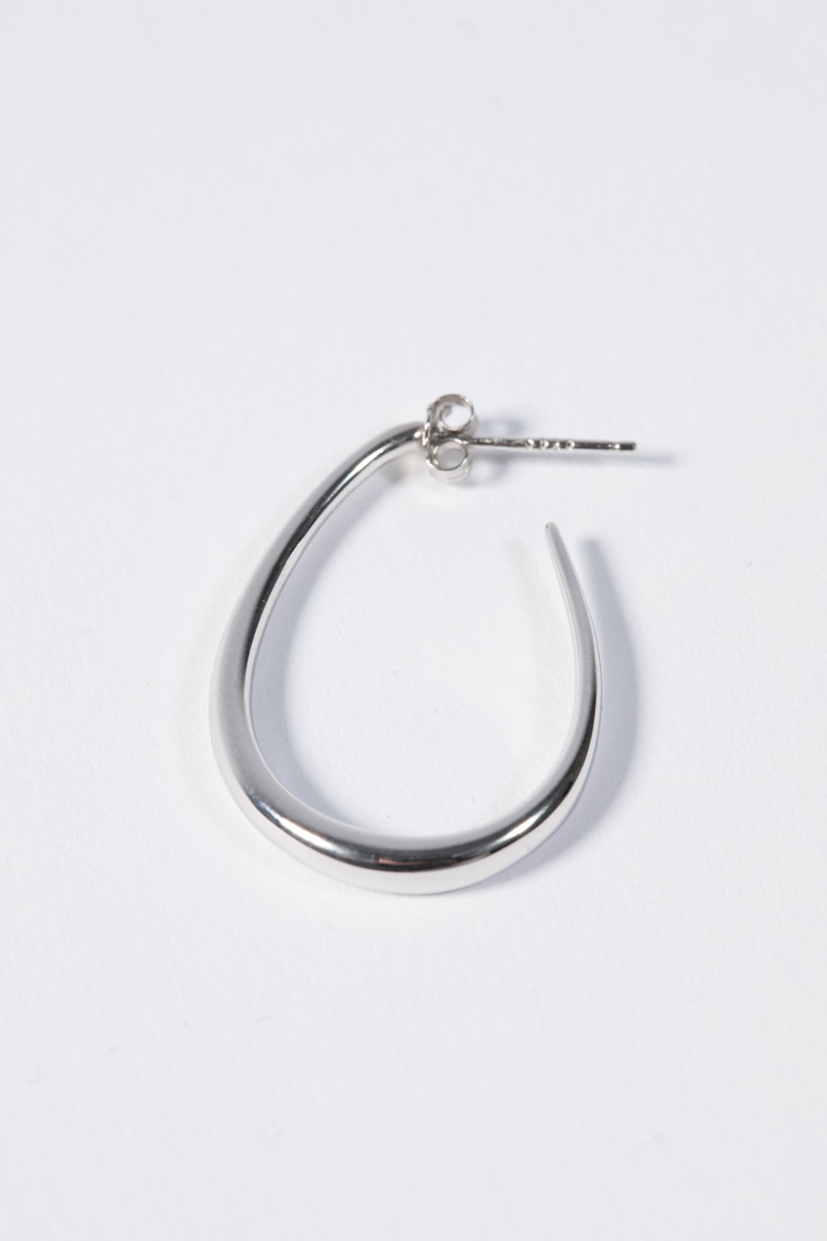 ROSA SIMPLE HOOP EARRING