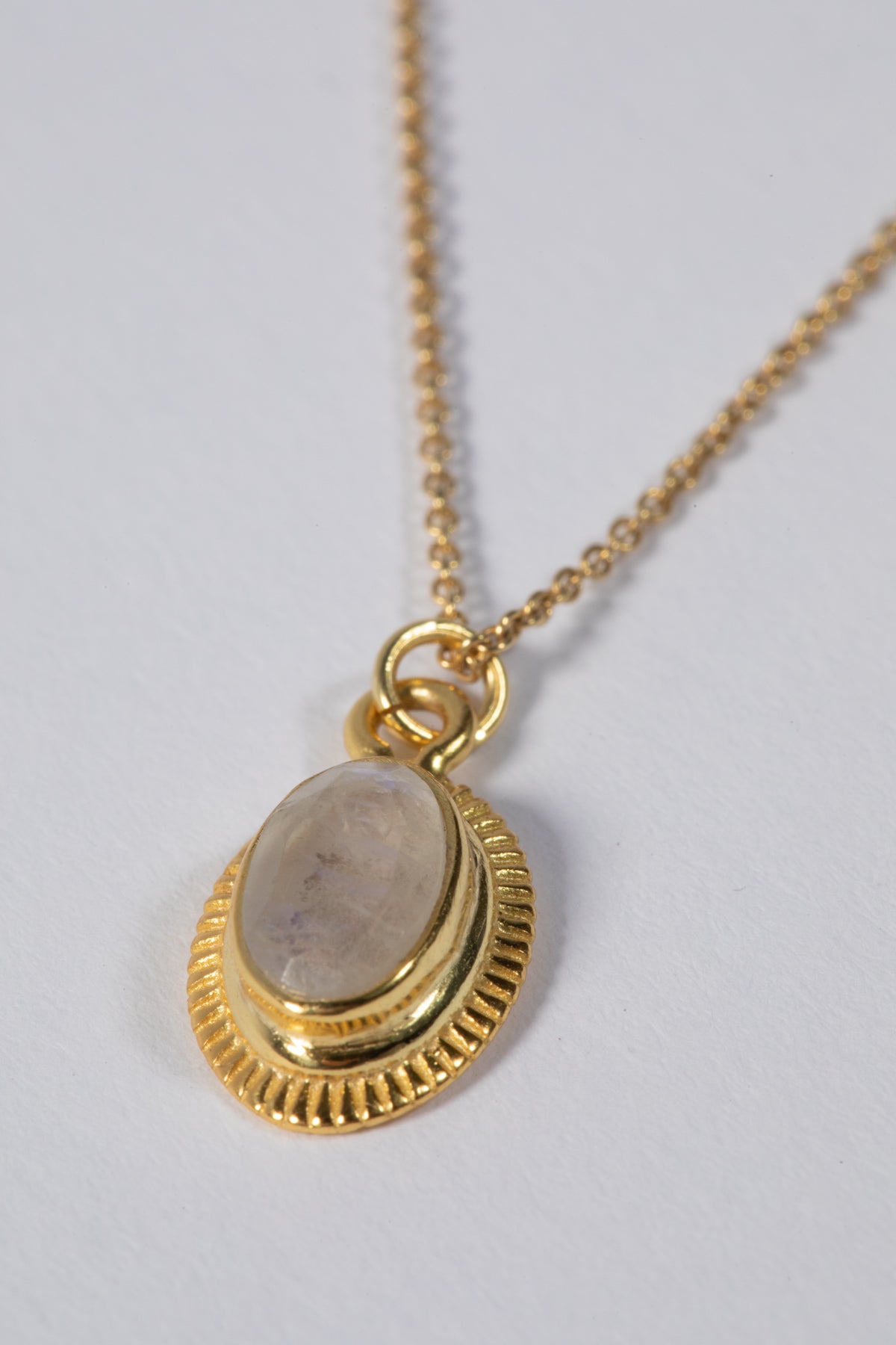 ISABEL NECKLACE